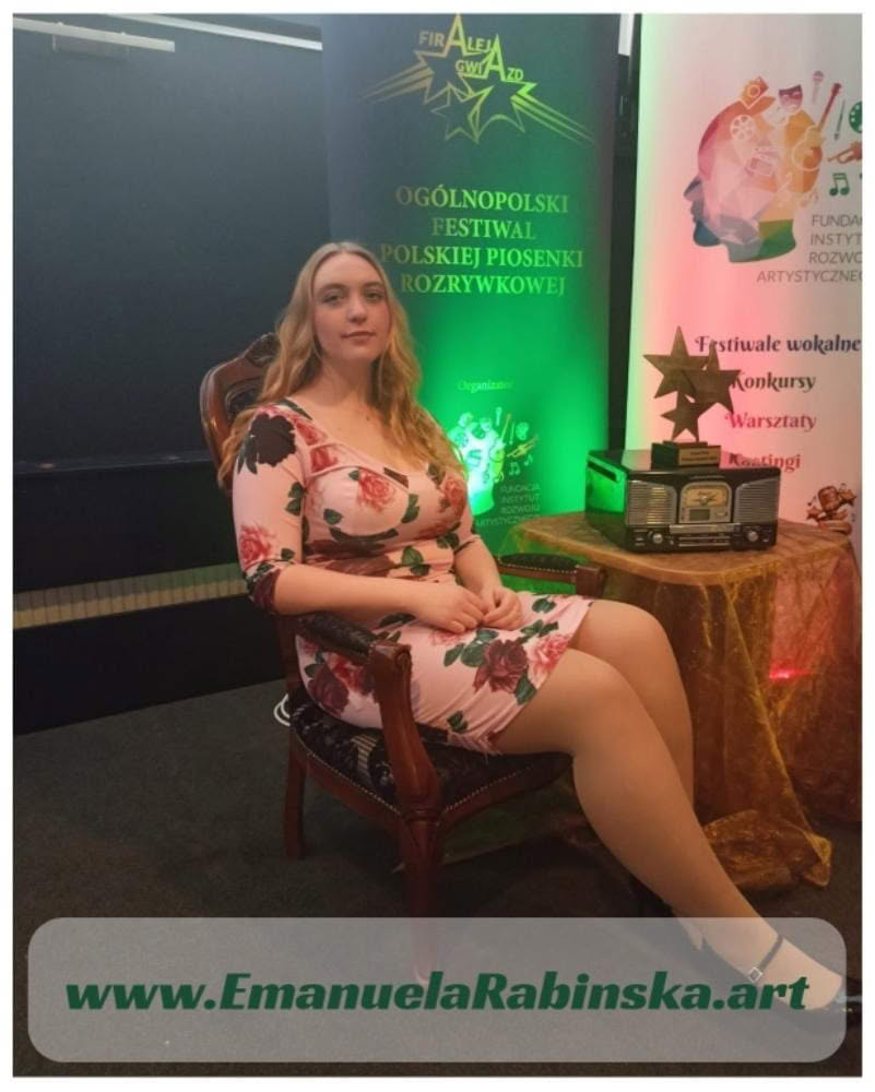 Emanuela Rabińska finalistka VII Ogolnópolskiego Festiwalu Polskiej Piosenki Rozrywkowej FIRAleja Gwiazd SCENA KOCJANA Emanuela Rabińska finalistka VII Ogolnópolskiego Festiwalu Polskiej Piosenki Rozrywkowej FIRAleja Gwiazd SCENA KOCJANA