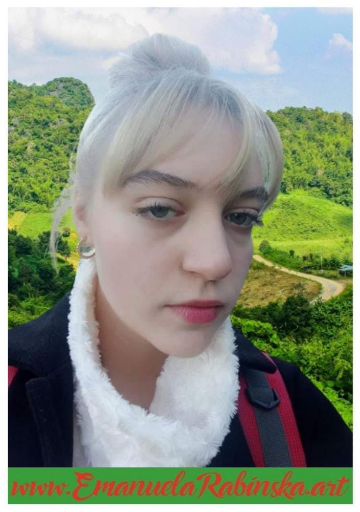 Piosenkarka Emanuela Rabińska. Piosenkarka Emanuela Rabińska.