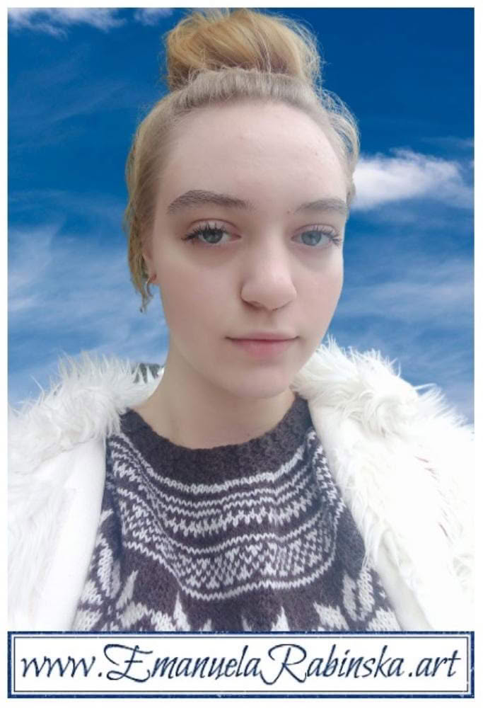 Wokalistka Emanuela Rabińska. Wokalistka Emanuela Rabińska.