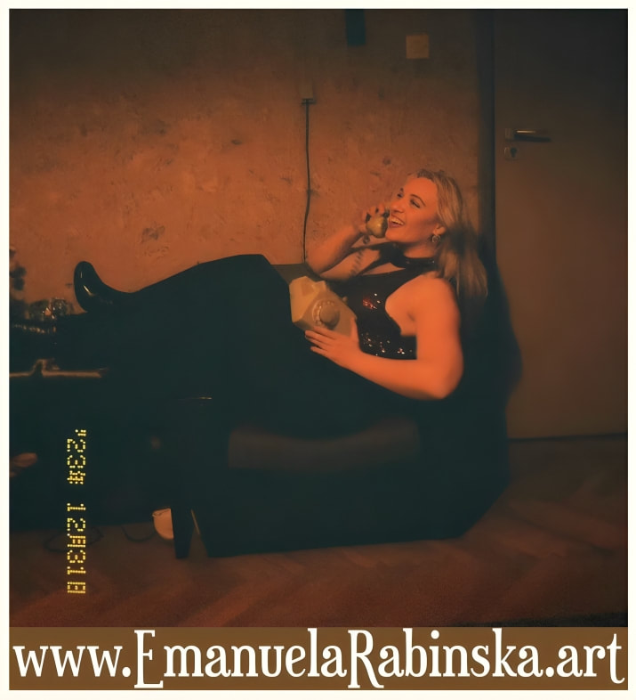 Emanuela Rabinska - zdjęcie z piosenki Romeo und Julia.